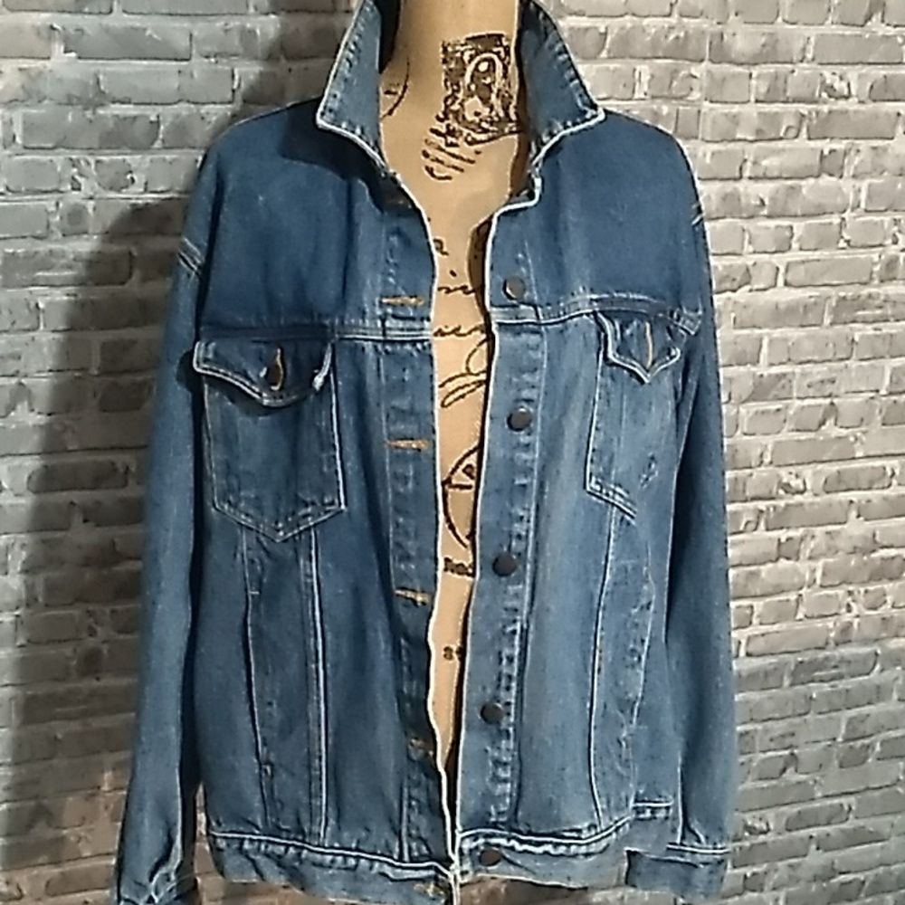 90s Vintage jean jacket